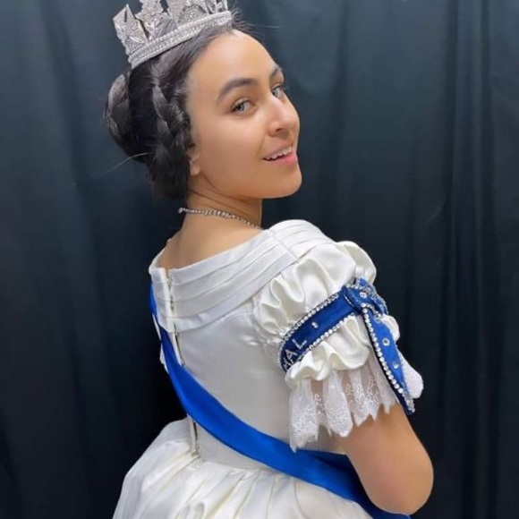 Meet your Posher, Vanessa - Picture 1 of 1